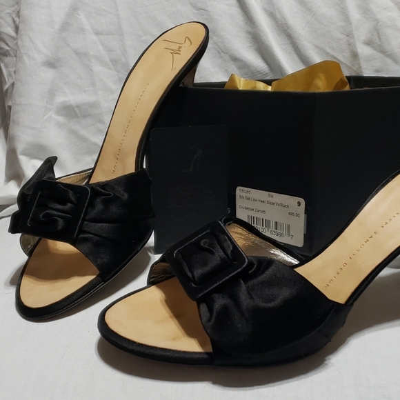 Giuseppe Zanotti satin low heel slide with bow - Picture 1 of 10
